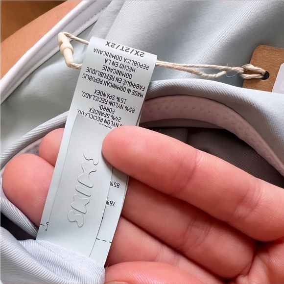 NWT SKIMS Pacific Blue Sporty Zipper Strapless One Piece Bathing Suit Size 2X - Picture 12 of 13